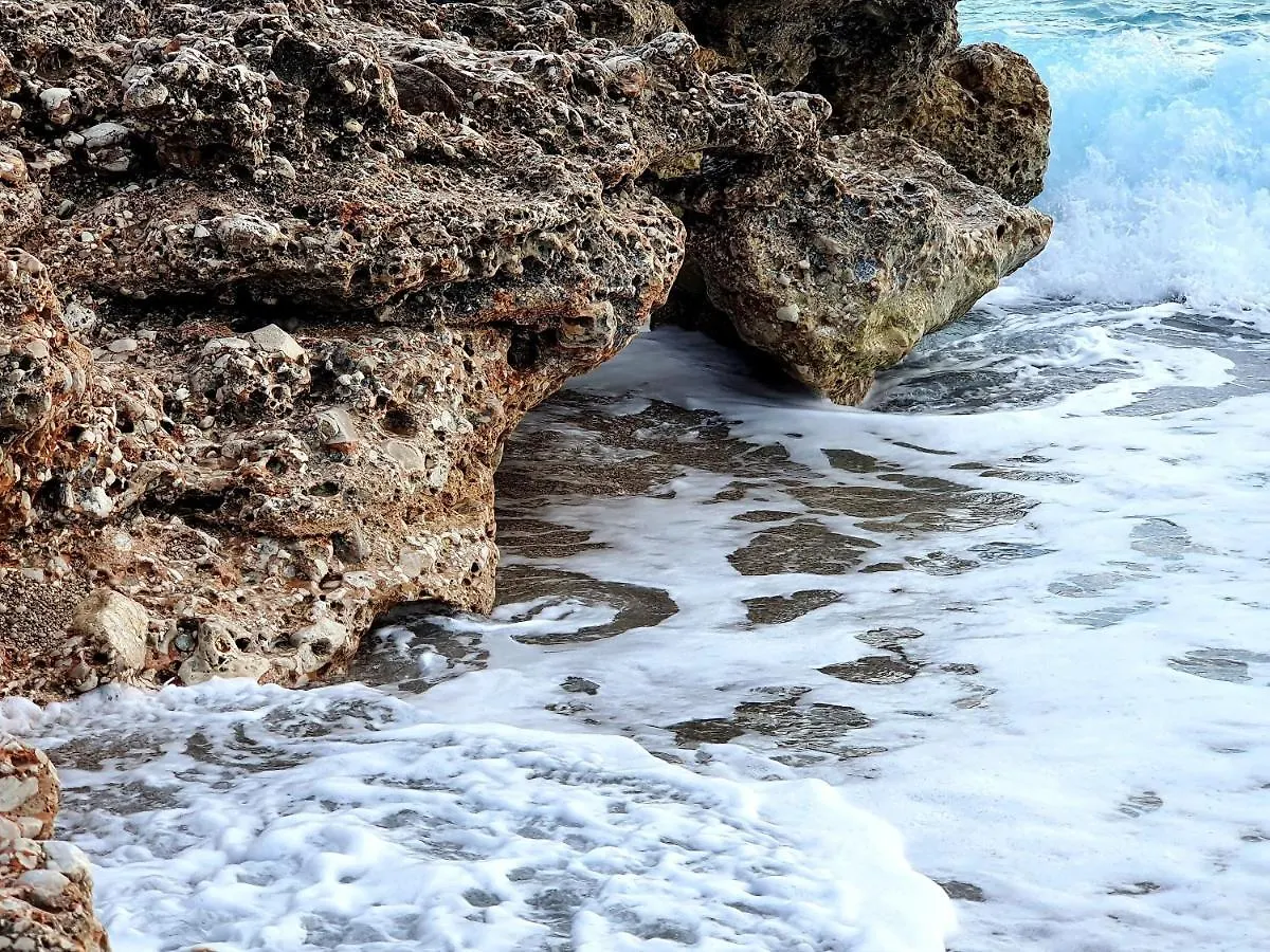 Luxury Sea View Apartment With Private Beach Just A Few Steps From The Center Palasë 0*,  Albania